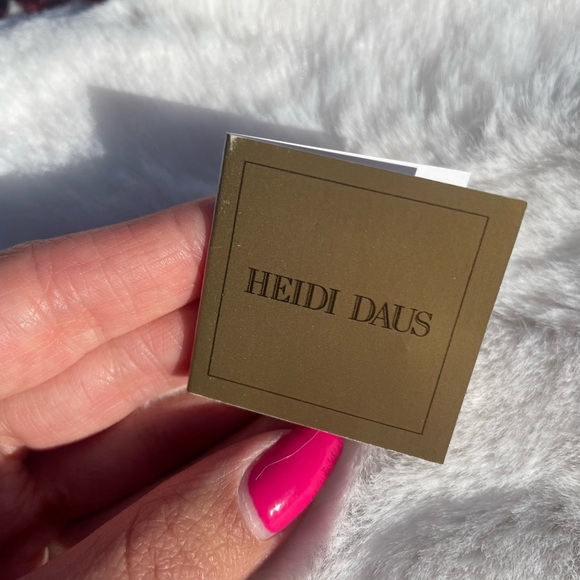 HEIDI DAUS "Captivating Coil" Crystal Beaded Toggle Serpent Necklace NWOT - Picture 4 of 8